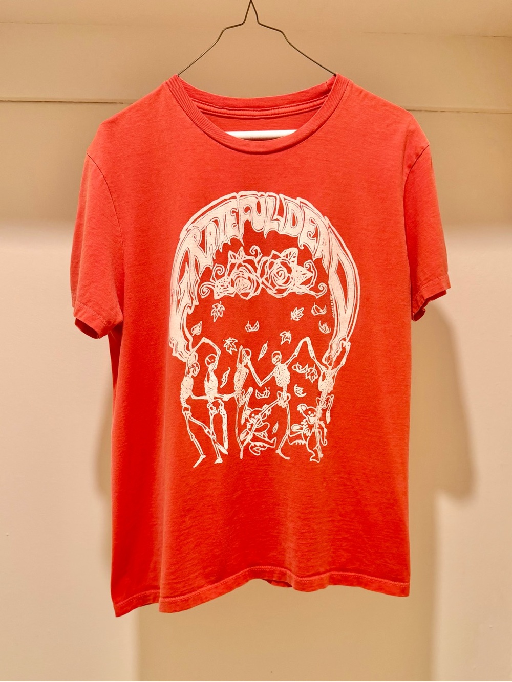 Grateful Dead ☠️ Dancing Skeletons Tee